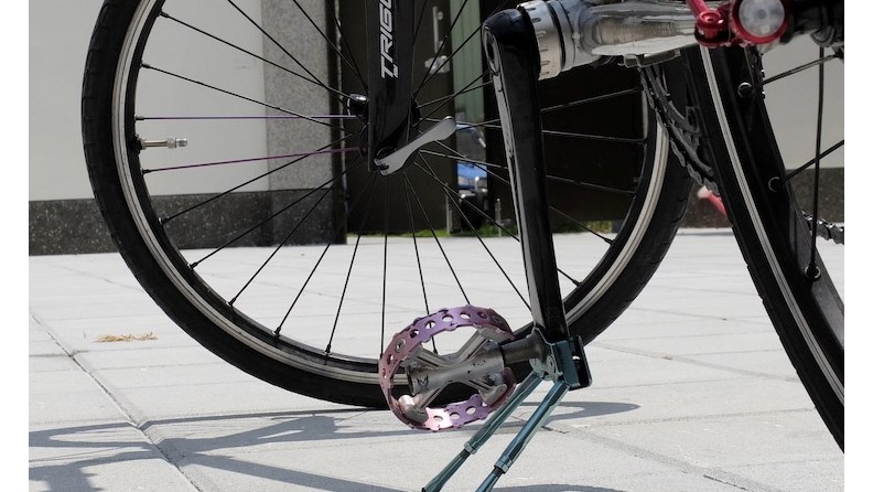Alternative Seitenständer für das Fahrrad  -  Lösungen für Ästheten und Puristen - Reparadius